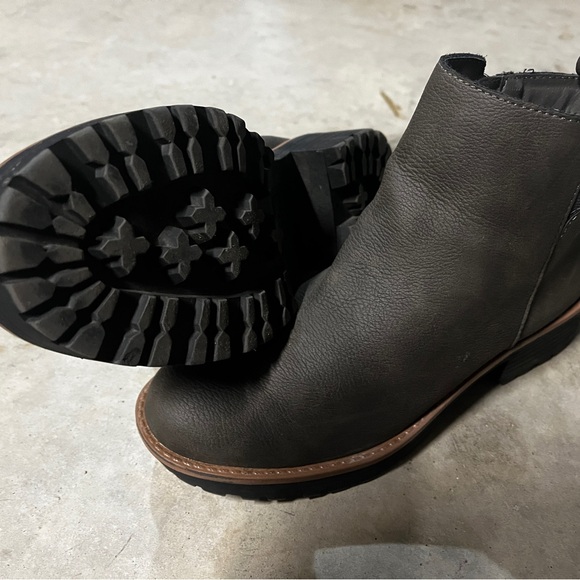 Very cute booties! - Picture 7 of 7